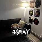 City Overlooking Apartment - 4Stay Homestay